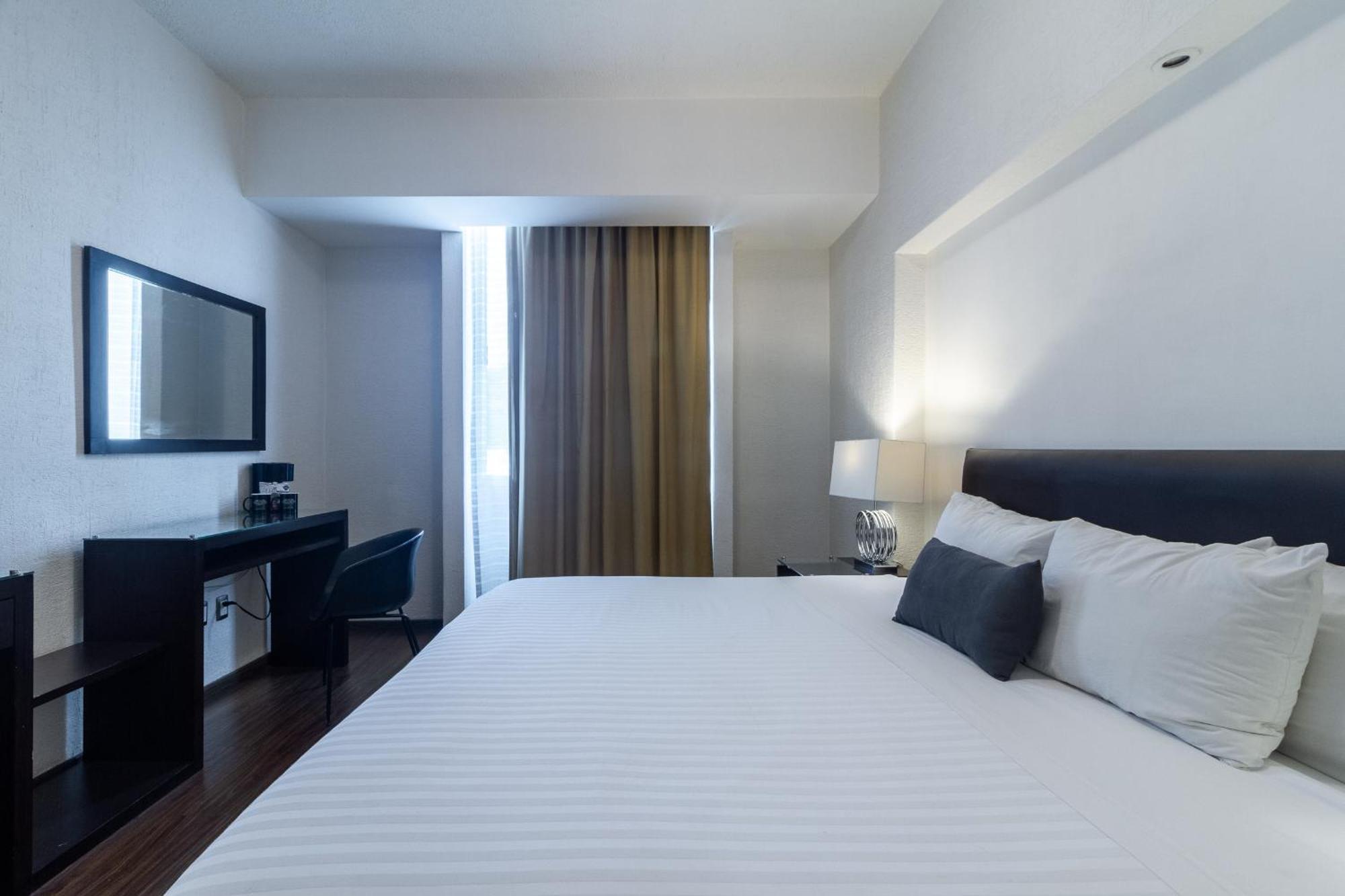 Hotel Meson Ejecutivo Guadalajara Minerva - Av Mexico Esterno foto