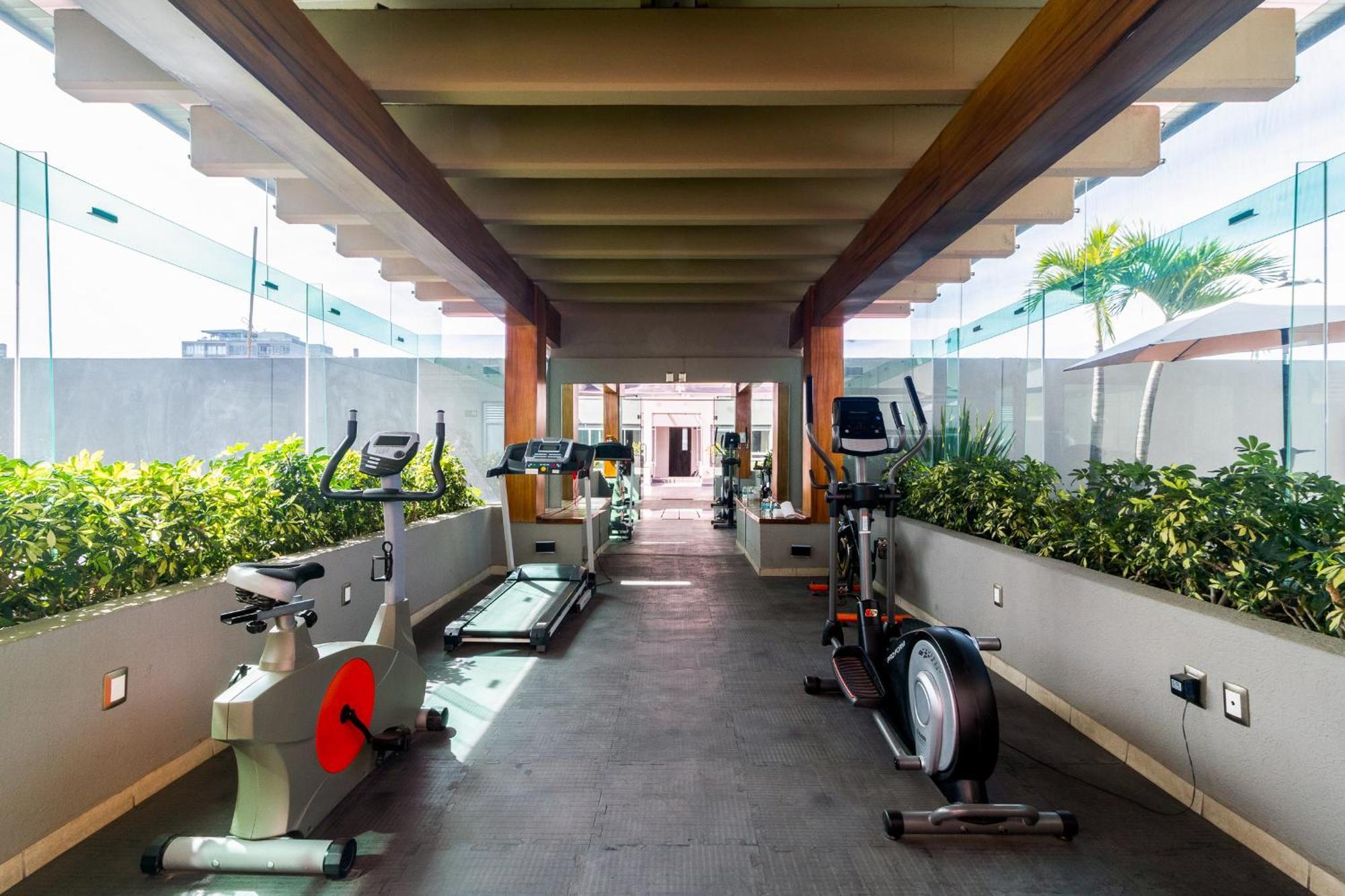 Hotel Meson Ejecutivo Guadalajara Minerva - Av Mexico Esterno foto